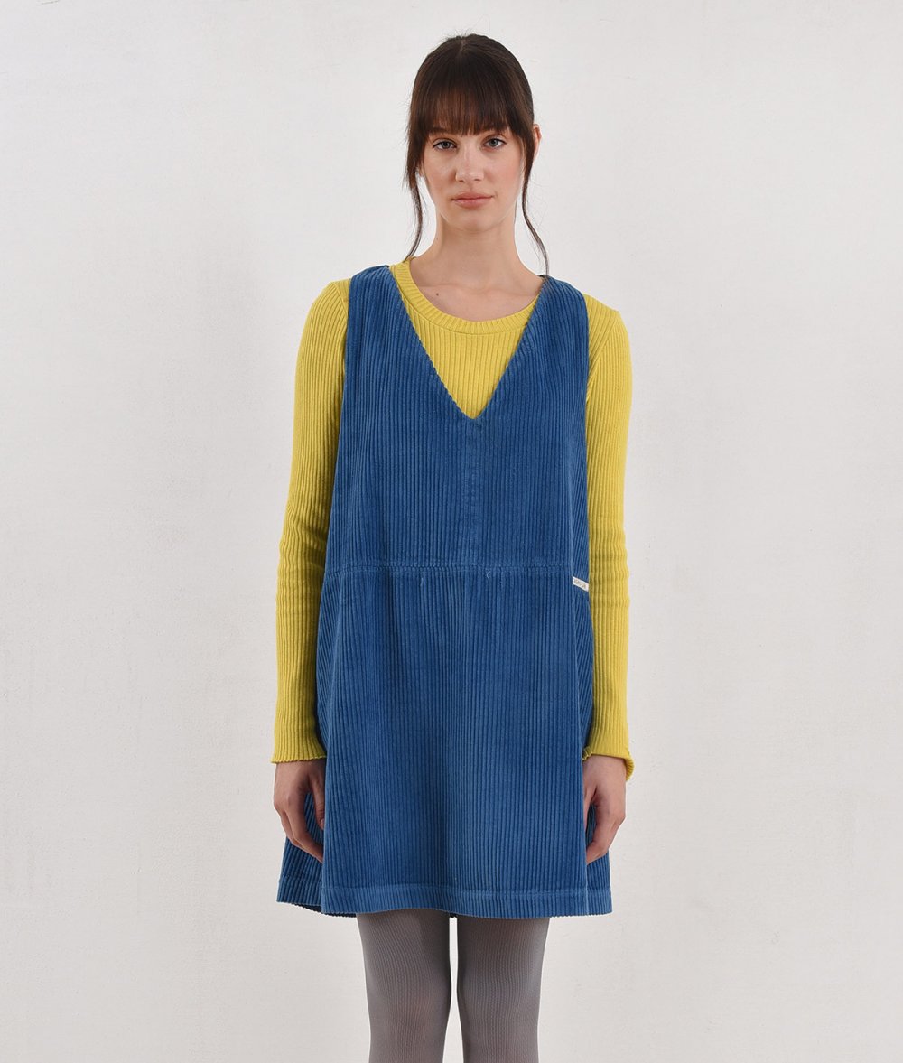 Short Padow Dress With V-neck Opening