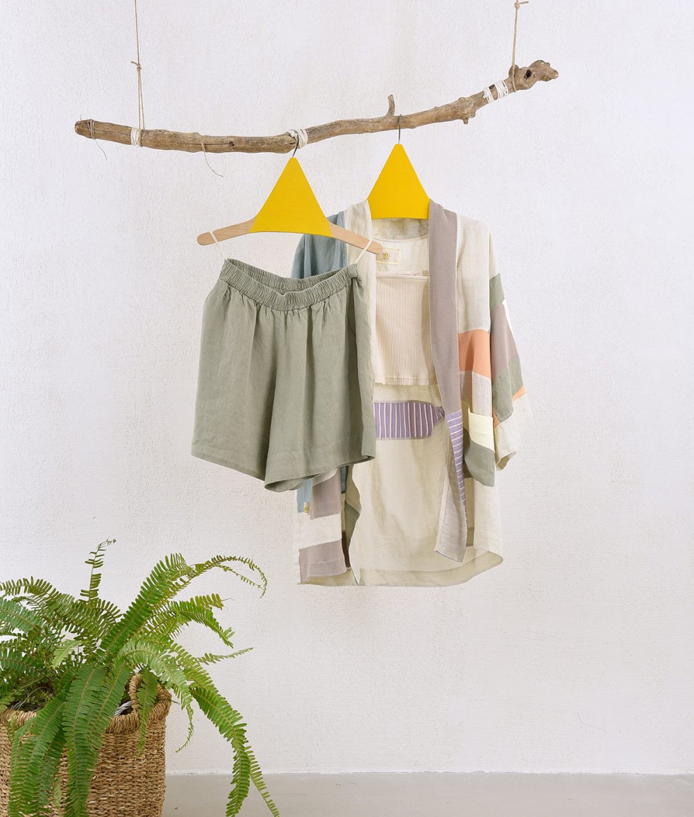 Linen Shorts With Pockets