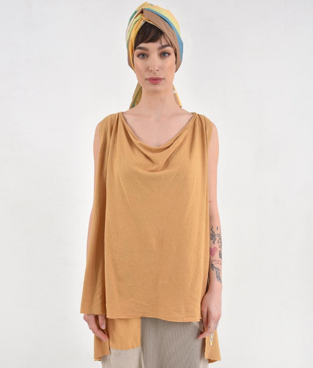 Blouse Asymmetric With Slits