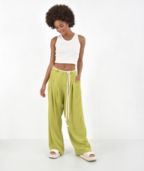 Pants With Pleats