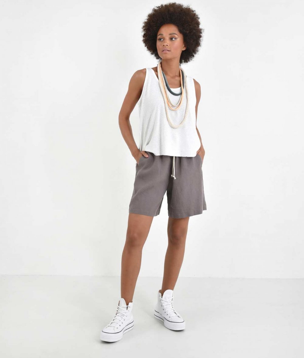 Linen Shorts With Pockets