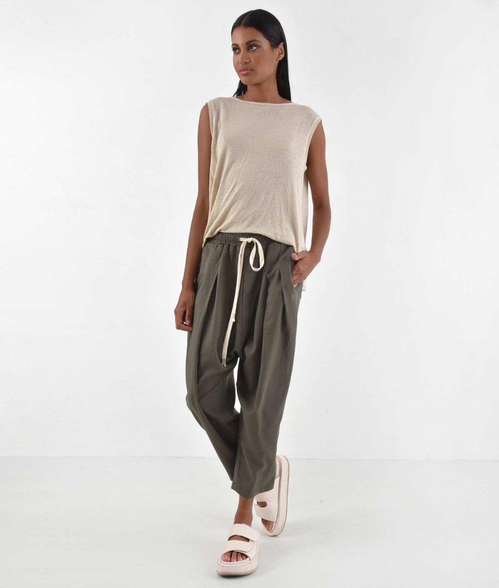 Pants With Pleats